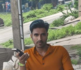 Golu, 20, Chunar