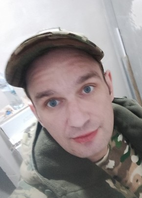 Andrey, 34, Россия, Псков
