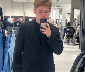 Sasha, 19, Moscow