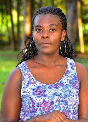 Essie, 23, Kenya, Nairobi