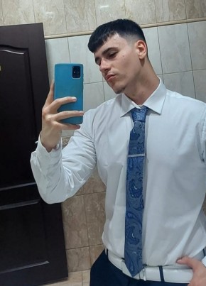 Ahmed, 19, Romania, Bucharest