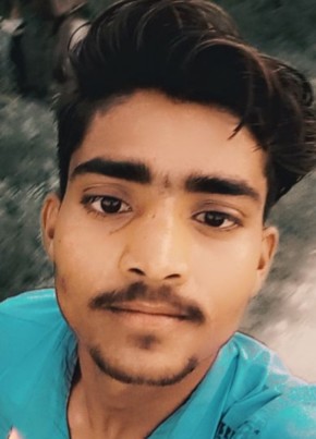 DR ARJUN SINGH S, 19, India, Farrukhābād