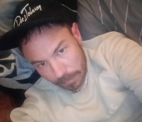Edward, 36, Adelaide