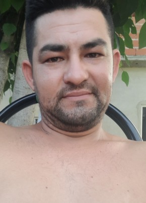 Diego, 34, República Argentina, Ciudad de La Santísima Trinidad y Puerto de Santa María del Buen Ayre