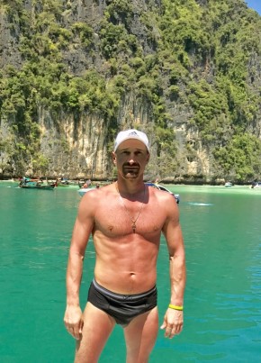 Alex, 45, Russia, Moscow
