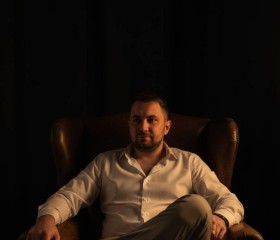 Vitaliy, 30, Yekaterinburg