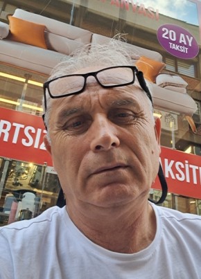 Metehan из İzmit 59 лет