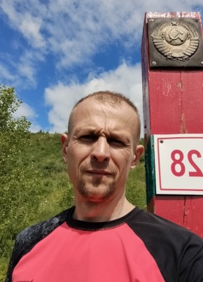 Андрей из Казани 46 лет
