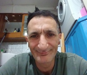 Nino, 47, Catania