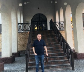 Aleksandr, 46, Nizhnekamsk
