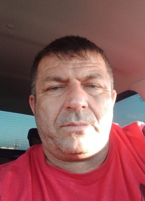 Салим из Хасавюрта 46 лет