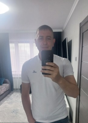 Игорь