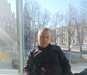 Oleg, 47, Narva