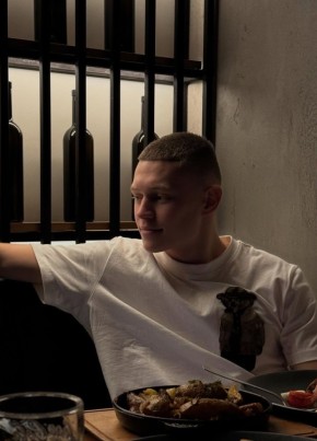 Andrey из Волоколамска 20 лет