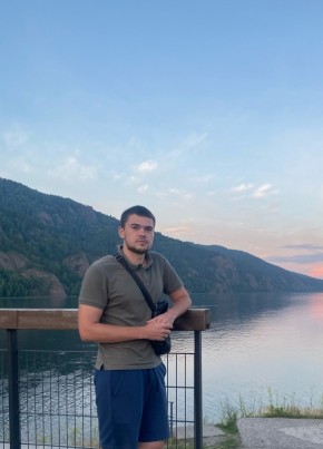 Иван, 25, Россия, Ачинск
