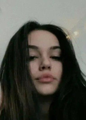 Аня из Москвы 23 года