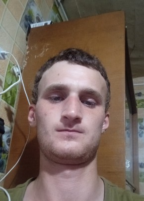 Константин, 27, Россия, Любытино