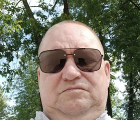 Олег, 62 года, Санкт-Петербург