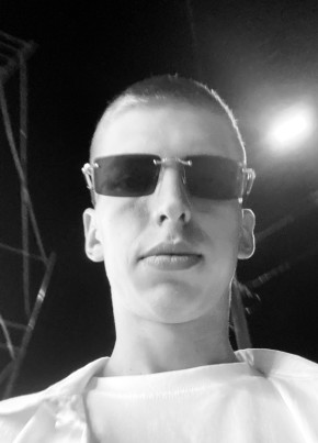 Руслан из Агвали 19 лет