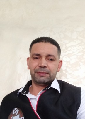 Khalid, 37, Morocco, Tangier