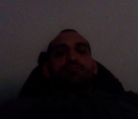 Sylvain, 38, Boulogne-sur-Mer