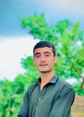 Arman khan из حیدرآباد، سندھ 18 лет