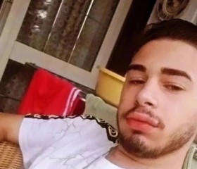 Jonathan, 22, Grugliasco