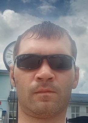 Антон, 38, Россия, Ярославль