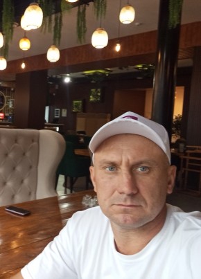 Виктор из Екатеринбурга 42 года
