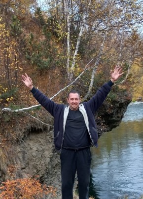 Михаил из Владивостока 42 года
