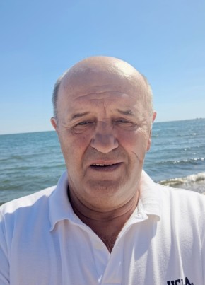 Александр из Мариуполи 63 года
