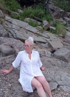 Оксана из Владивостока 56 лет
