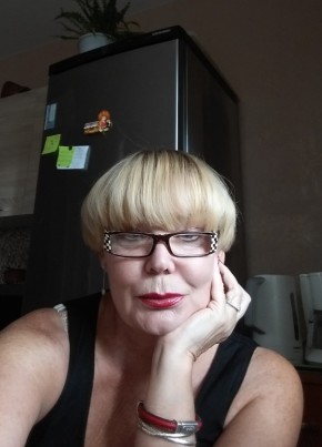 Julia, 63, Россия, Нижний Новгород