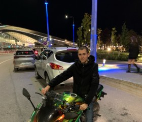 Igor, 19, Novorossiysk