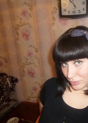 Алёна, 32, Россия, Тара