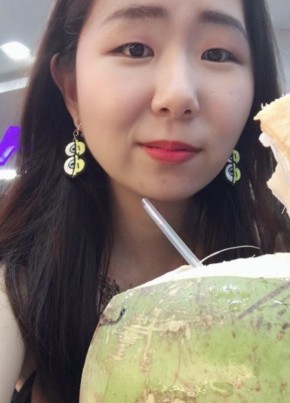Crystal, 29, 中华人民共和国, 板橋