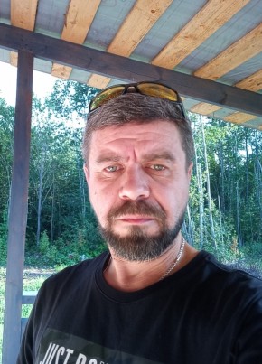Анатолий, 40, Россия, Балезино