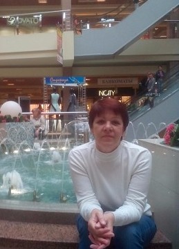 Любовь, 56, Россия, Екатеринбург