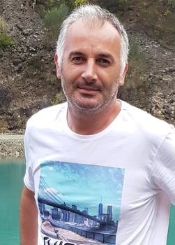 Mustafa, 54, Australia, Sydney