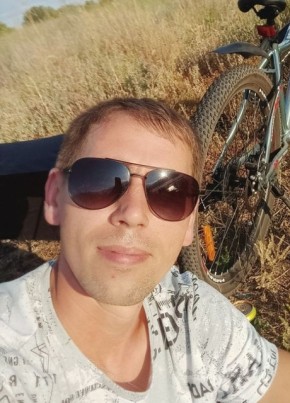 Pavel B, 39, Russia, Ulyanovsk