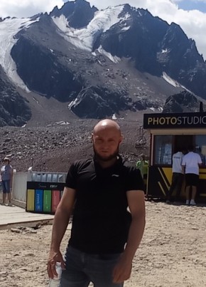 Сергей, 40, Кыргыз Республикасы, Чолпон-Ата