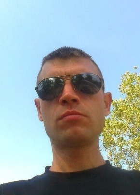 Максим