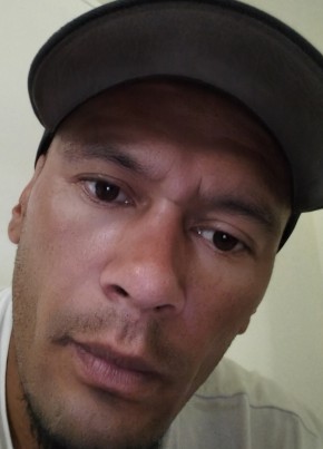 Hell, 35, New Zealand, Auckland