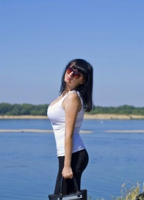 Виктория, 37, Россия, Великий Новгород