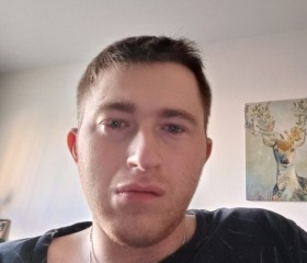 Olezhka, 18, Saint Petersburg