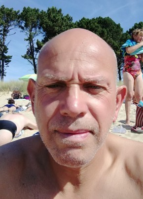 Thierry, 62, République Française, Auray