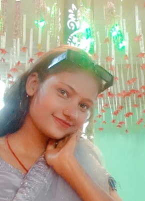 Noxi, 18, India, Patna