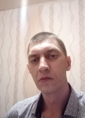 Олег, 36, Россия, Шахты