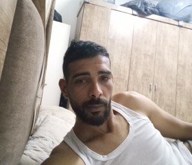 احمد, 26, Nablus