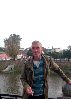 Славон, 46, Україна, Харків
